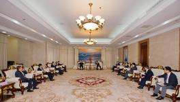 海螺水泥總經(jīng)理任勇會(huì)見(jiàn)中國(guó)工程院副院長(zhǎng)徐德龍