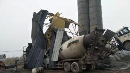 悲??！余姚百噸水泥罐體坍塌，現(xiàn)場面目全非，一人被埋……