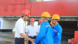 海螺水泥紀(jì)委書記陳永波赴寧波海螺慰問(wèn)