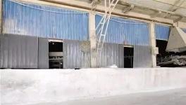 記者暗訪發(fā)現(xiàn)一家窯磨一體水泥企業(yè)有水泥粉塵外溢