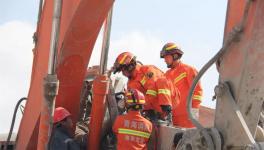 緊急救援！水泥廠墻體倒塌一工人被埋，命懸一線！