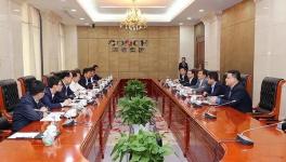 高登榜董事長會見同煤集團(tuán)總經(jīng)理崔建軍