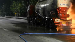 緊急！散裝水泥車起火，救援時突發(fā)爆響！