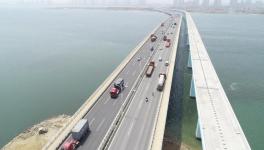 天地合作！無人機+預(yù)警系統(tǒng)追查超限水泥車！