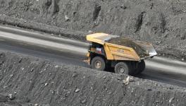 300噸級(jí)超級(jí)大礦車！“噸噸”來(lái)襲！